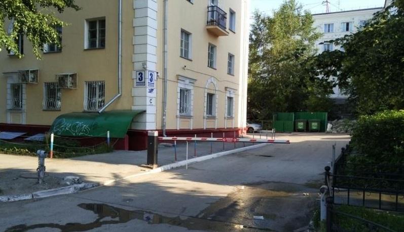 Продам квартиру в Новосибирске по адресу Свердлова, 3, площадь 672 квм Недвижимость Новосибирская  область (Россия)  Вся необходимая инфраструктура в шаговой доступности